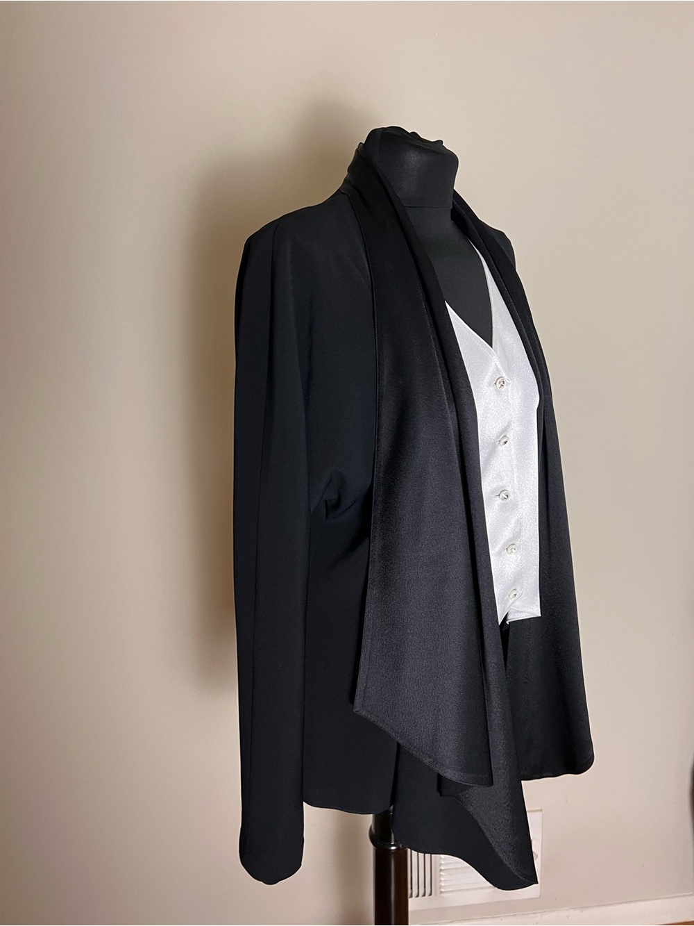 Cache Black Draped Open-Front Jacket with Ivory Vest Detail - Picture 4 of 6
